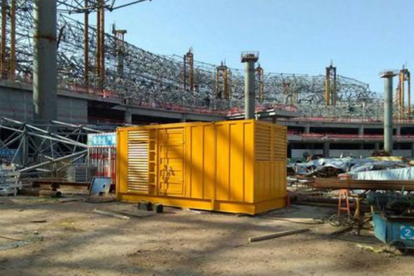 台儿庄发电机出租如何判断空气滤清器是否需要更换？